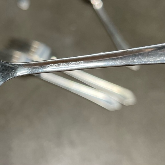 Vintage 1939 Holmes & Edwards Silverplate Inlaid Flatware Set Art Deco - Picture 8 of 11